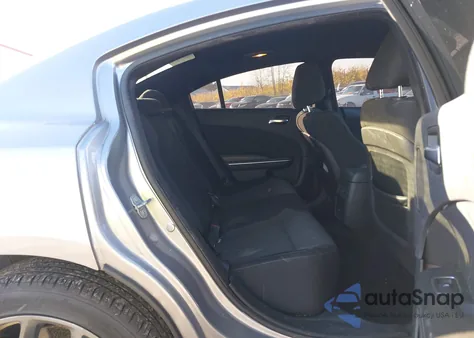 2015 Dodge Charger Sxt z USA, uszkodzony, nr VIN 2C3CDXHG7FH863205